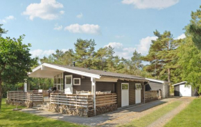 Stunning Home In Glesborg With Wifi